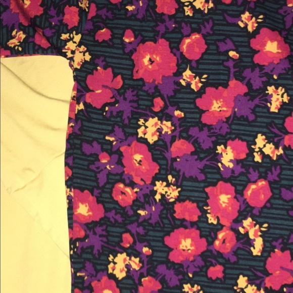 LuLaRoe XXS Irma Tunic & a S Maxi Skirt! - Picture 1 of 5